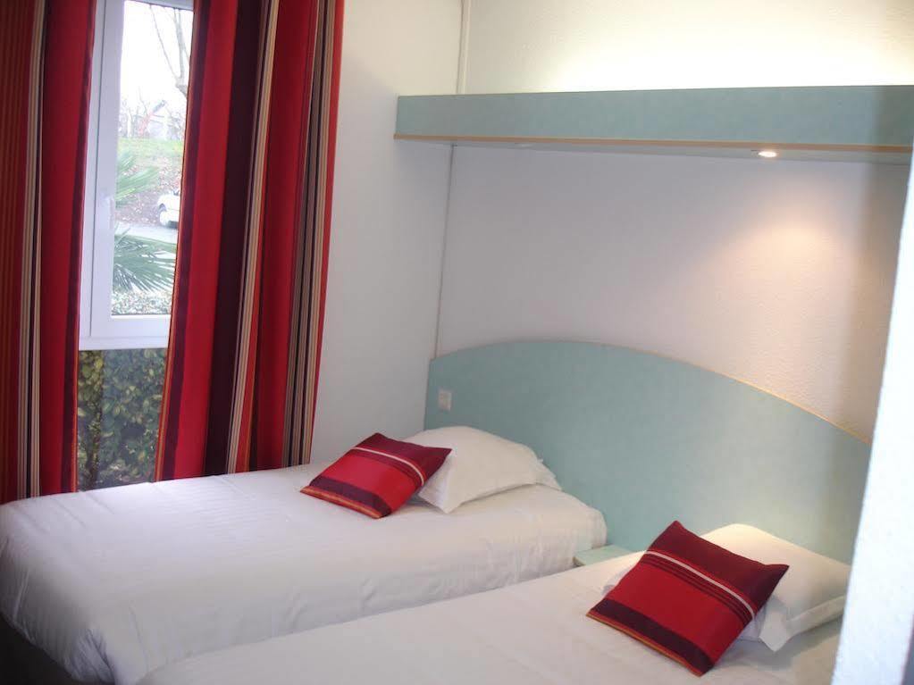 Agape Hotel Bessines Екстериор снимка