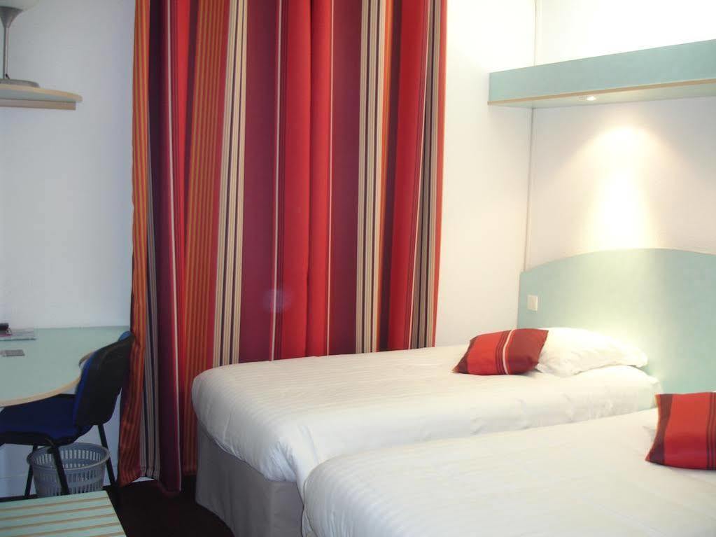 Agape Hotel Bessines Екстериор снимка